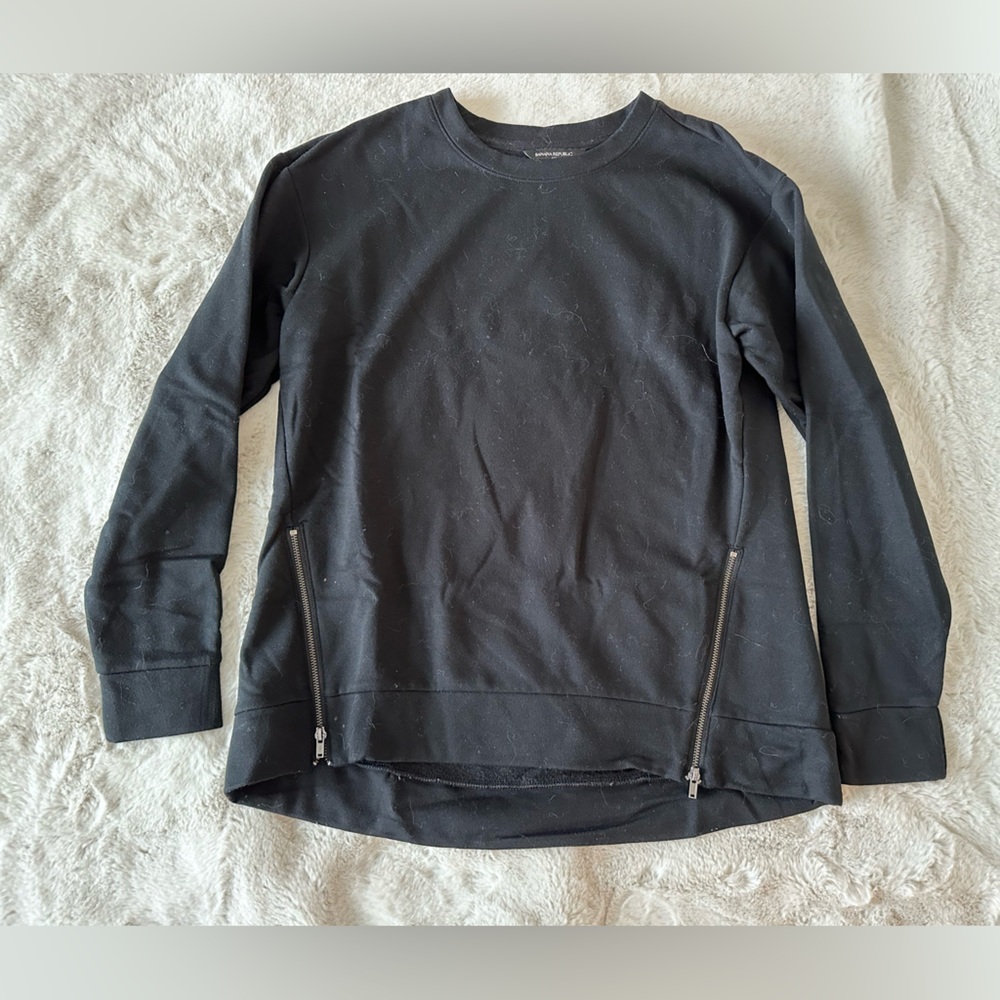 Black Banana Republic Sweater